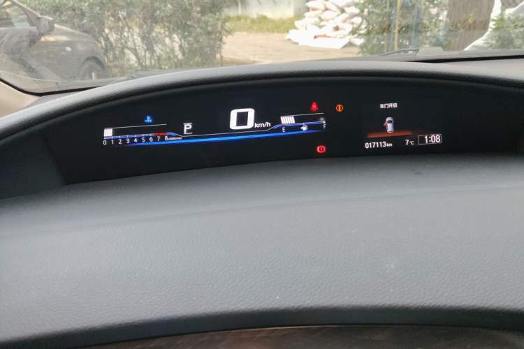 Used Honda Jade 2017 210TURBO CVT Luxury Edition 6 Seats
