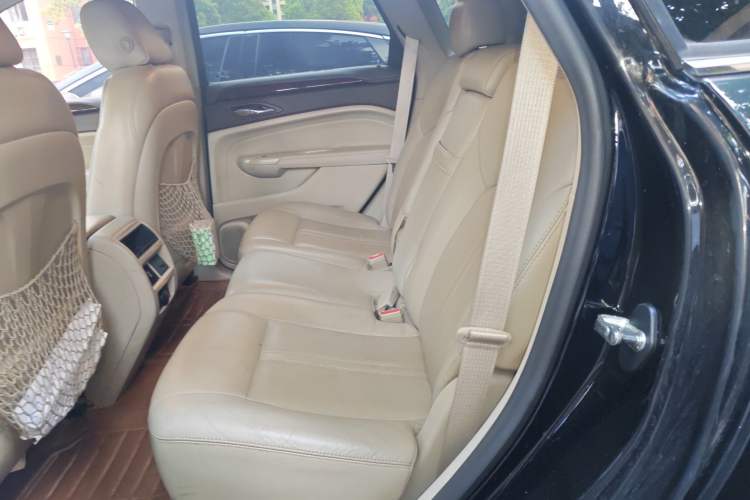 Used Cadillac SRX 2011 3.0L Flagship Edition
