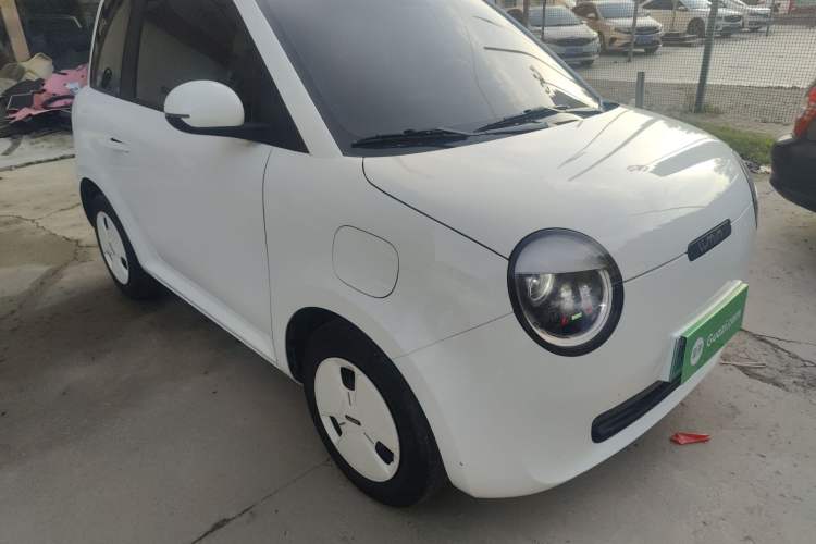 Used CHANGAN NEVO Lumin 2025 205km Refreshing Edition Front Right 45 Deg