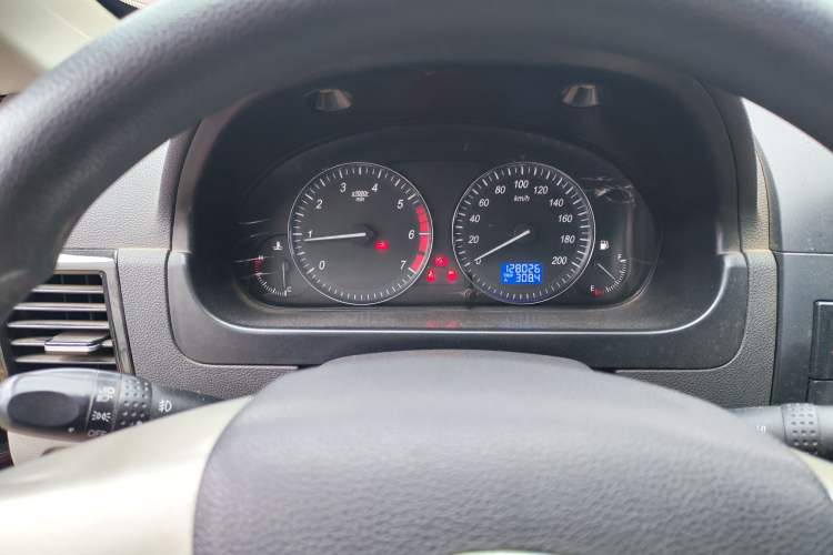 Used BAIC Weiwang M20 2014 1.5L practical type BJ415A Instrument Cluster