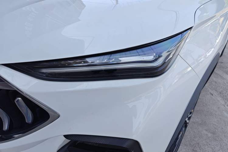 Used CHANGAN OSHAN X5 2021 1.5T DCT Flagship Edition Left Front Headlight