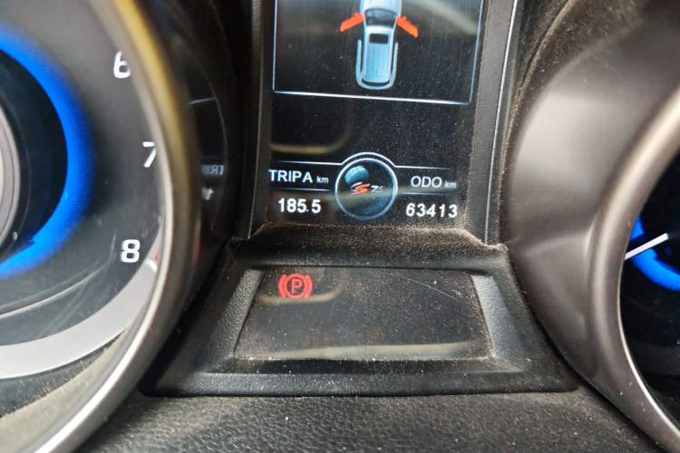 Used CHANGAN CS75 2017 Shangkui Edition 1.5T Manual Fengxiang Model
