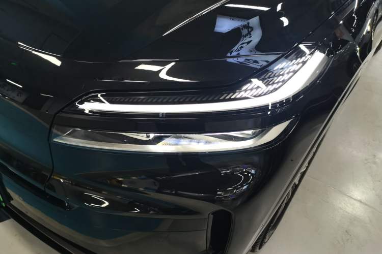 Used ONVO Luxeed L90 2025 Model—Ultra Six-Seater Version