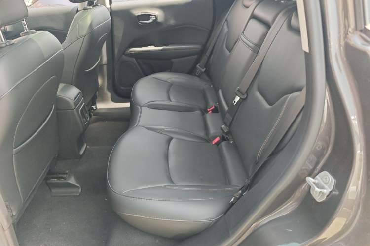 Used Jeep Compass 2017 200T Automatic Family Edition