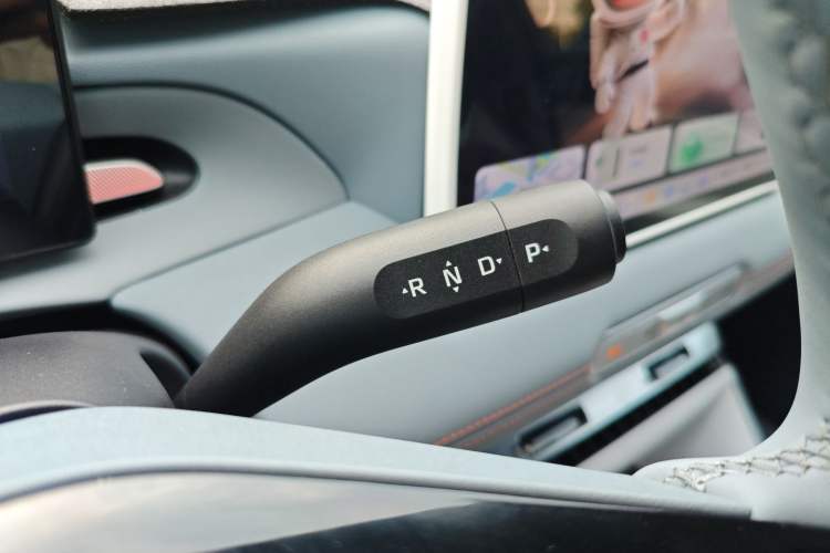 Used MG 4 EV 2026 Model 437 Composed Edition Gear Lever