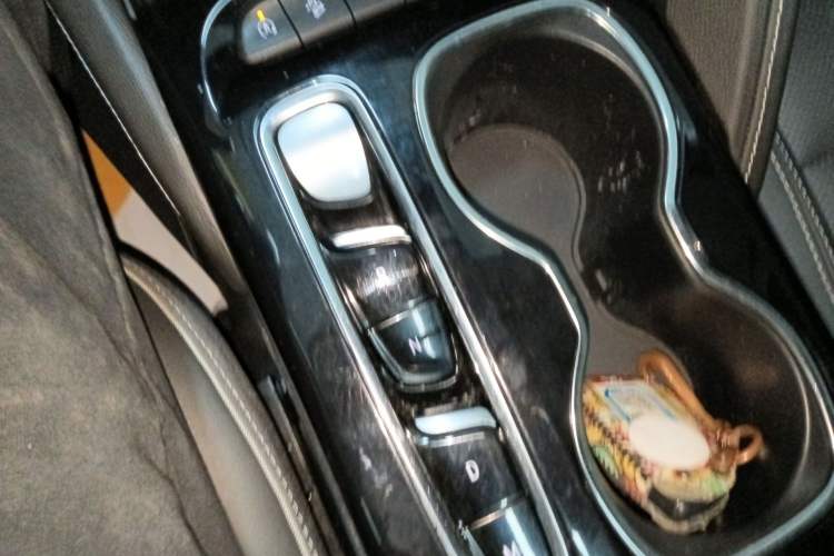 Used Buick Envision 2021 Encore Plus 652T Five-Seat All-Wheel-Drive Luxury Model