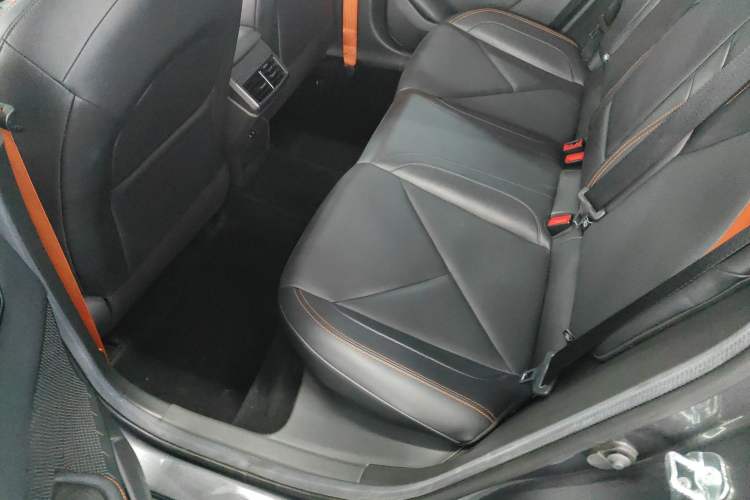 Used Changan UNI-V 2022 1.5T Prestige Version
