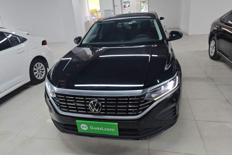 Used Volkswagen Passat 2023 280TSI Business Edition
