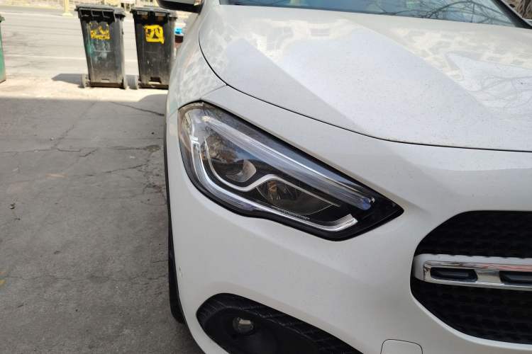 Used Mercedes-Benz GLA 2020 GLA 200 Right Front Headlight