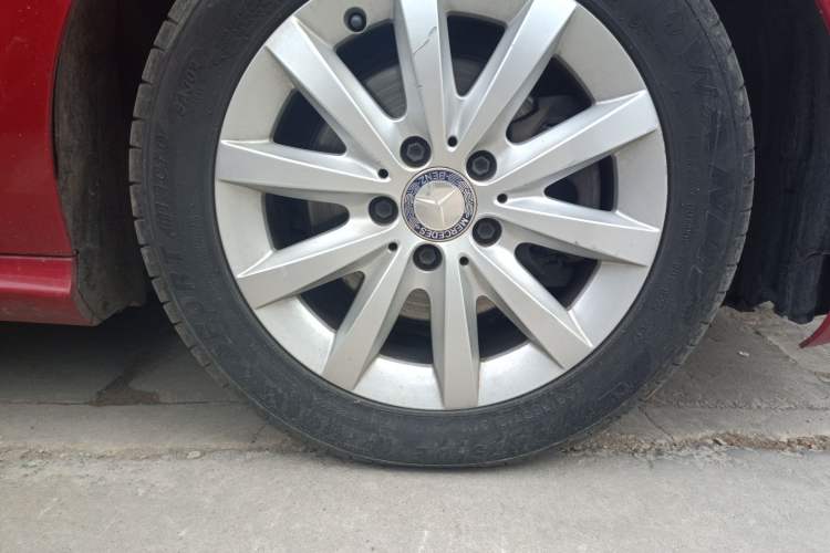 Used Mercedes-Benz A-Class 2013 A 180 Fashion Model Right Front Wheel Hub