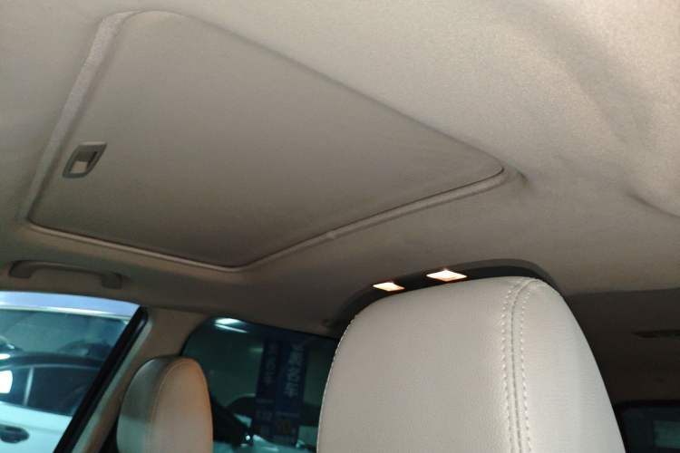 Used Mazda Mazda 8 2015 2.5L Ultimate Edition
