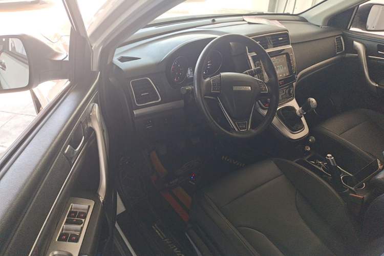 Used Haval M6 2019 1.5T Manual Two-Wheel Drive Elite Version China VI Standard
