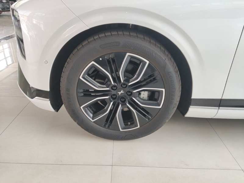 Used XPeng G9 2025 725 with Ultra-Long Range Max — 22