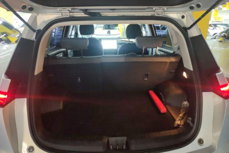 Used AION Y 2024 Younger