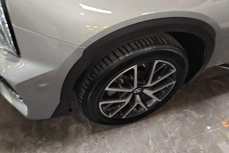 Used GAC Trumpchi GS8 2022 Flagship Series 2.0 TGDI Four-Wheel Drive Luxury Smart Connectivity Version (6 Seats)
