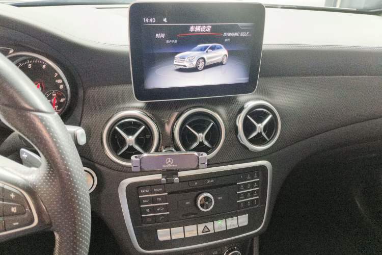 Used Mercedes-Benz GLA 2017 GLA 200 Fashion Model Audio And AC Panel