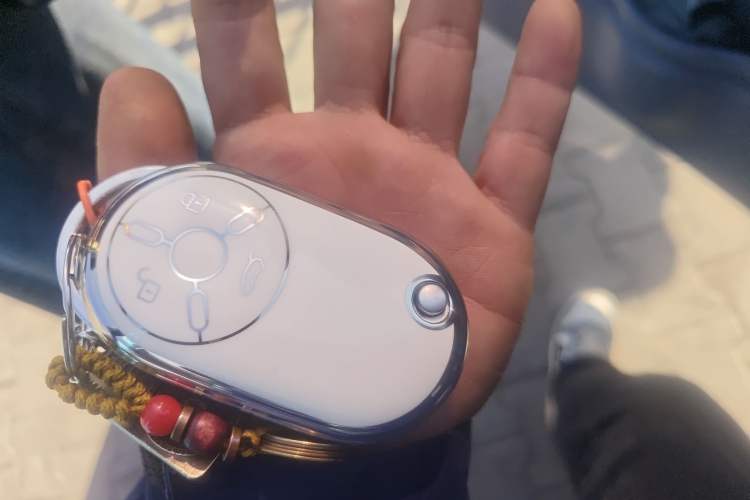 Used Bestune Pony 2024 122km range cute pony
