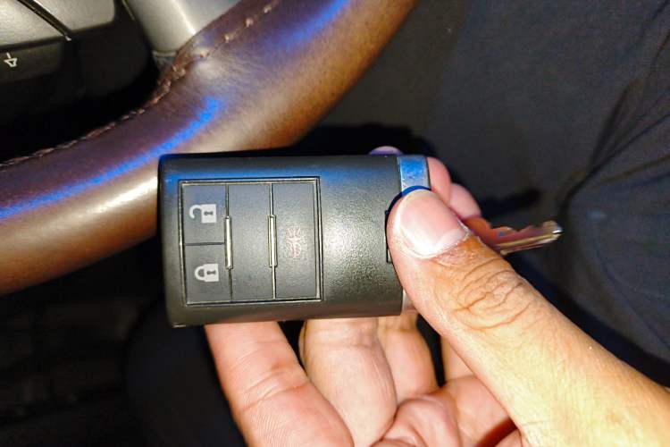 Used Chevrolet Captiva 2015 2.4L Two-Wheel Drive Urban Version 7 Seats