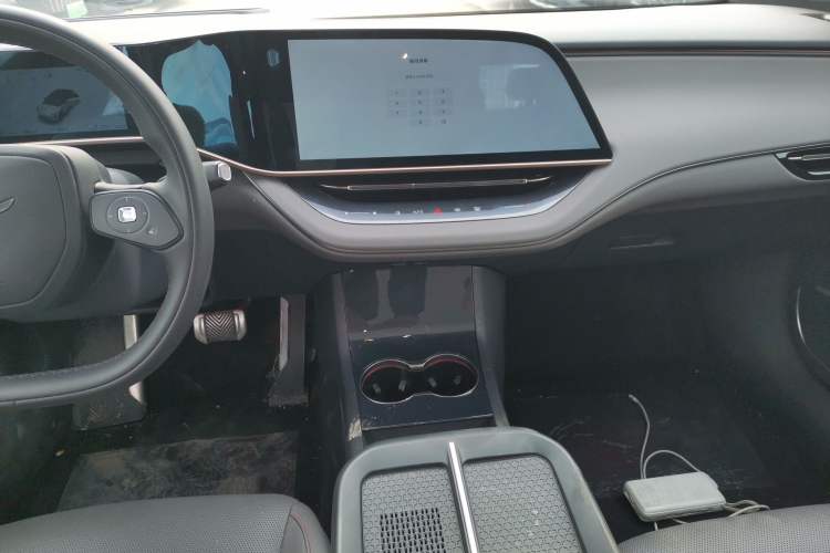 Used Hongqi EH7 2025 640 All-Wheel Drive Smart Selection Edition