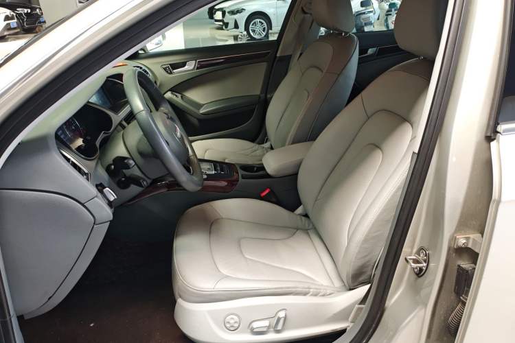 Used Audi A4L 2016 35 TFSI Collection Edition S line Comfort Model