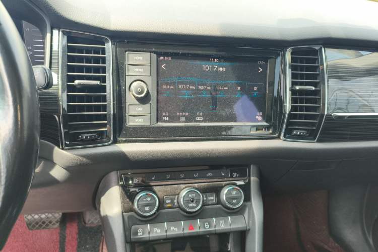 Used Skoda Kodiaq 2019 Facelifted TSI330 7-Seater Two-Wheel-Drive Luxury Enjoyment Edition China VI Standard
