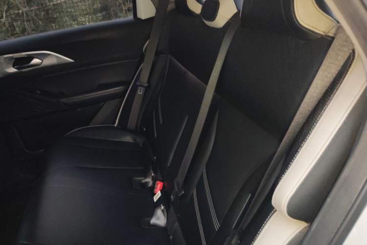 Used Geometry E Firefly 2023 320KM Cute & Handsome Tiger 5 Seats
