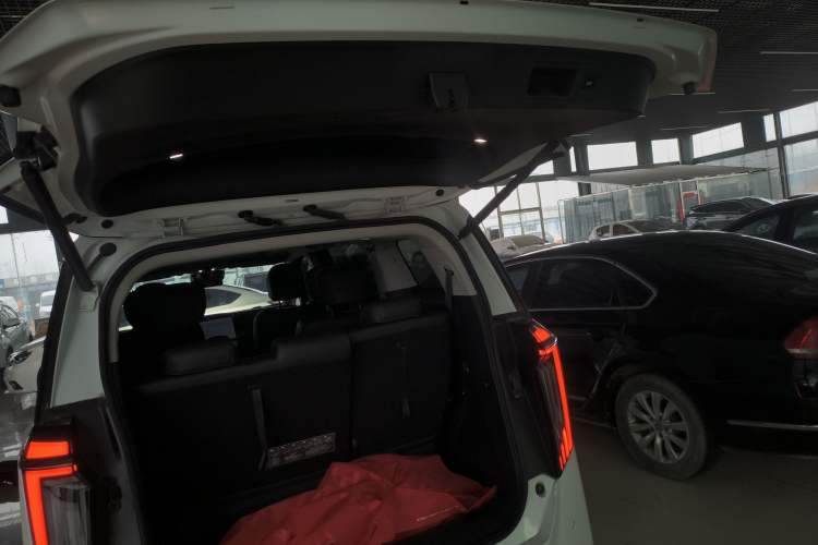 Used GAC Trumpchi M8 2024 Master Series 400T Prestige Edition