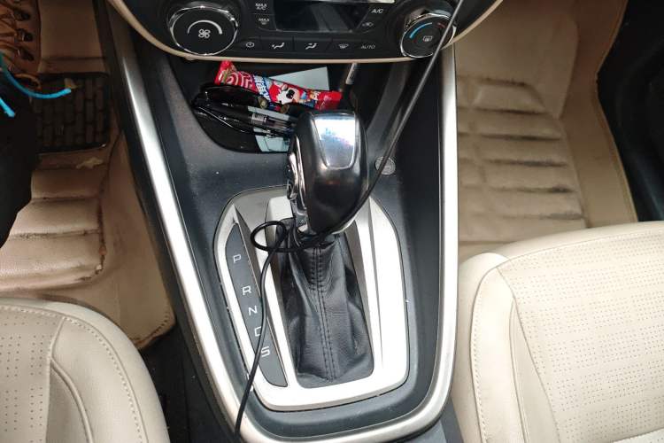 Used Ford Escort 2015 1.5L Automatic Fashion Model
