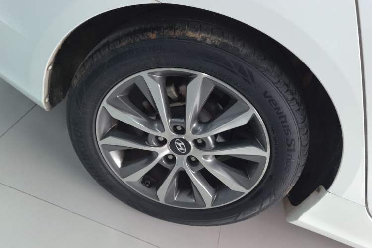 Used Hyundai Sonata 2015 Classic 2.0L Automatic Leading Edition