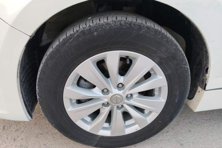 Used Nissan Teana 2016 2.0L XL Comfort Edition Left Front Wheel Hub