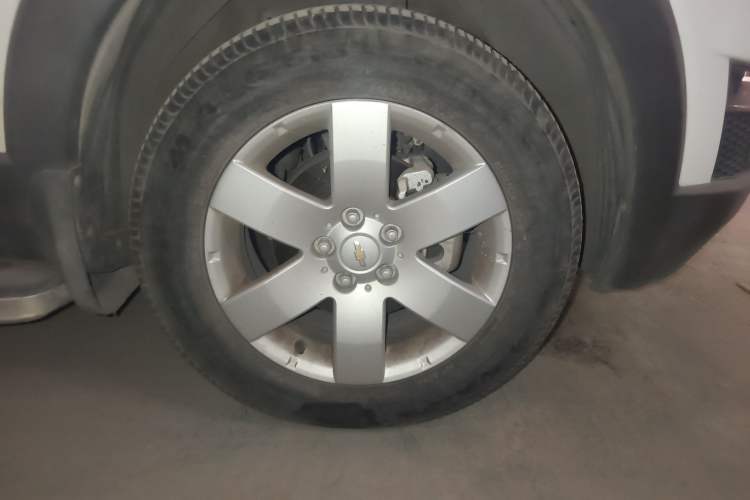 Used Chevrolet Captiva 2014 2.4L Two-Wheel Drive Urban Version 7 Seats
