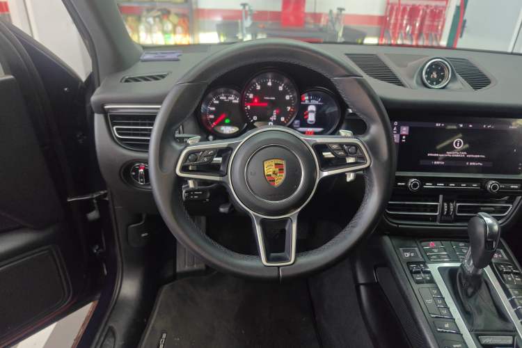 Used Porsche Macan 2021 Macan 2.0T

