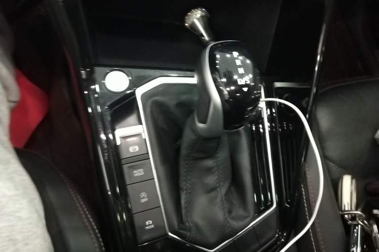 Used Volkswagen Tayron 2021 330TSI Two-Wheel Drive Luxury Smart Connectivity Version