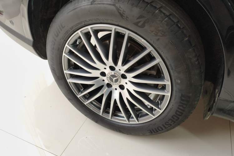 Used Mercedes-Benz GLC 2023 Refreshed GLC 300 L 4MATIC Dynamic Edition 5 Seats