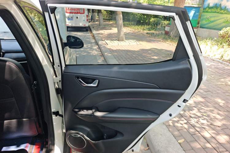 Used Dongfeng Fengon 500 2022 1.5L CVT Enjoyment Version