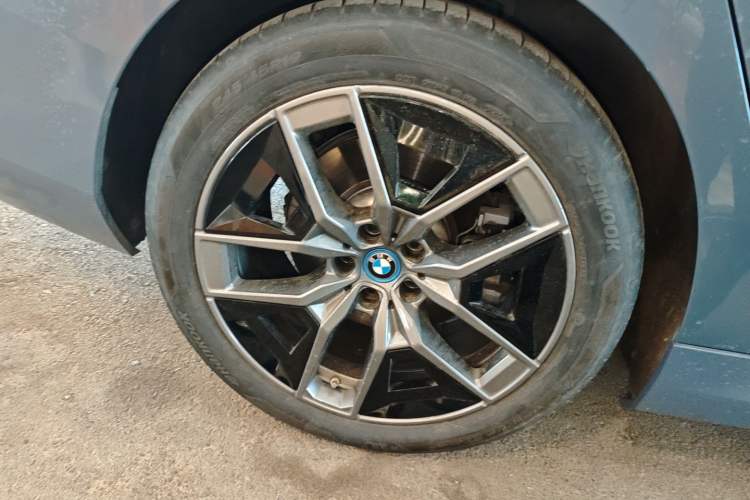 Used BMW i5 2025 eDrive 40L Luxury Package
