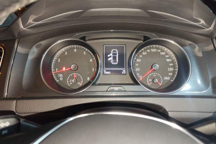 Used Volkswagen Golf 2019 200TSI DSG Comfort & Ambition Edition China VI Standard