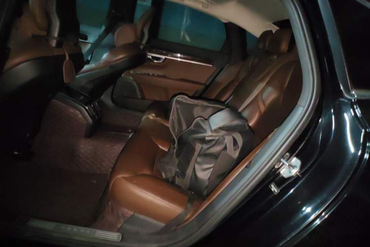 Used Volvo S90 2017 T4 Zhiyuan Edition
