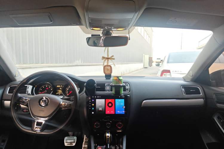 Used Volkswagen Sagitar 2018 1.6L Automatic Comfort Model
