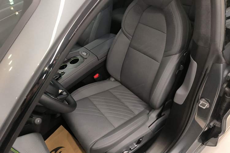 Used Zeekr 001 2025 YOU Edition 100 kWh All-Wheel Drive
