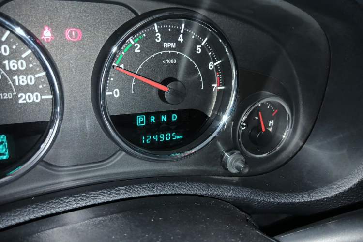 Used Jeep Wrangler 2015 3.0L Sahara Four-Door Edition Odometer Close Up