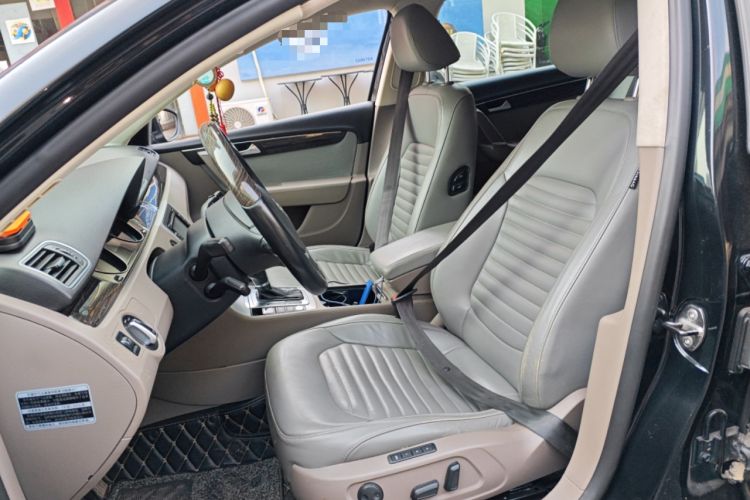 Used Volkswagen Magotan 2013 2.0 TSI Prestige Model
