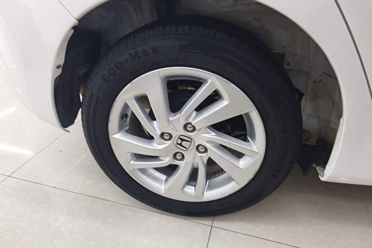 Used Honda Fit 2016 1.5L SE CVT Fashion Model Exterior 5