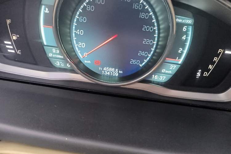 Used Volvo S80L 2014 2.0T T5 Luxury Executive Edition