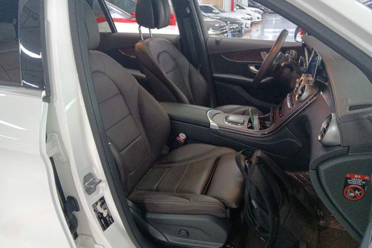 Used Mercedes-Benz GLC 2021 GLC 300 L 4MATIC Dynamic Model
