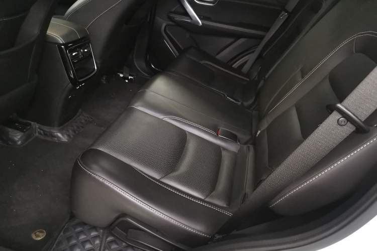 Used JETOUR X70 PLUS 2021 1.5T Manual Lin 5-Seater
