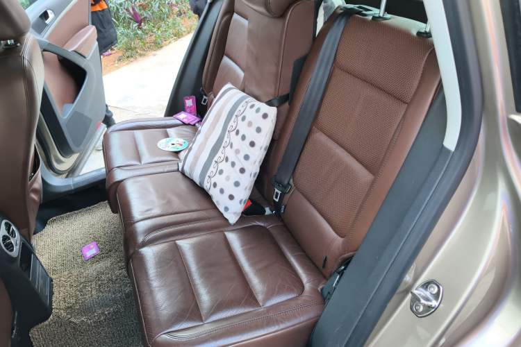 Used Volkswagen Tiguan L 2015 1.8TSI Automatic Two-Wheel Drive Luxury Model