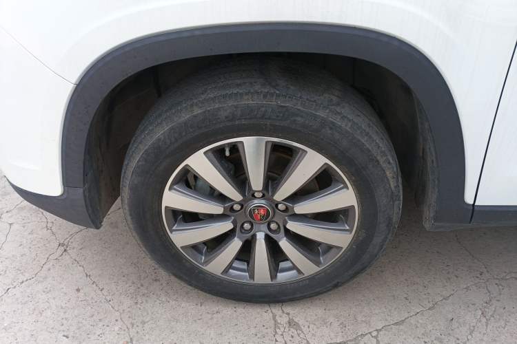 Used Roewe RX8 2019 30T Two-Wheel Drive Supreme Flagship Edition Left Front Wheel Hub