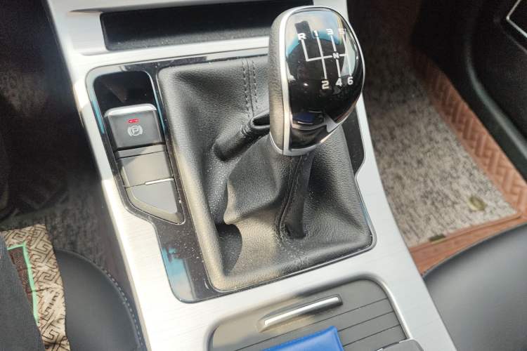 Used Geely Auto Emgrand GL 2019 1.4T Manual Elite Smart Edition
