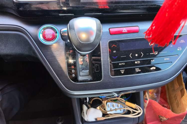 Used Honda Elysion 2016 2.4L Luxury Edition Gear Lever